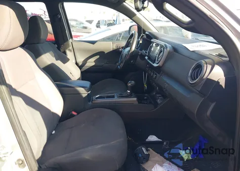 2019 Toyota Tacoma Trd Sport z USA, uszkodzony, nr VIN 3TMBZ5DN6KM017628